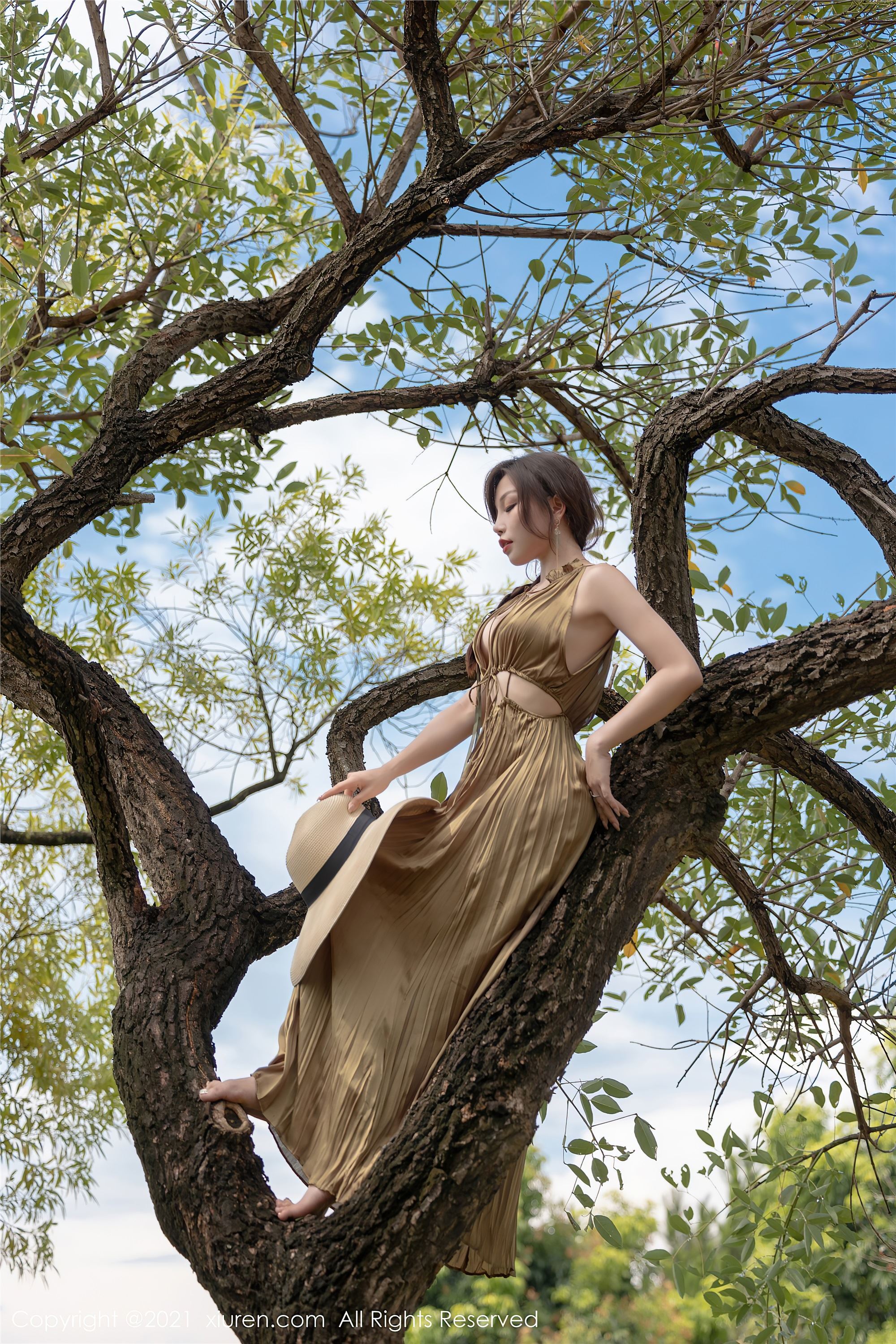 XIUREN秀人网 2021.08.23 No.3837 芝芝Booty